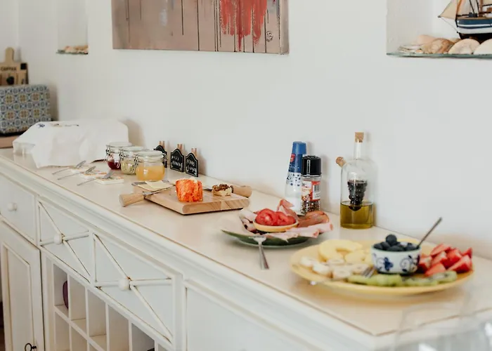 Entrecolinas Bed & Breakfast Albufeira