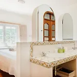 Bed & Breakfast Entrecolinas