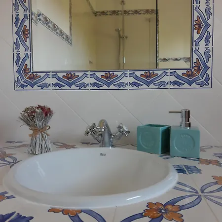 Entrecolinas Bed and breakfast