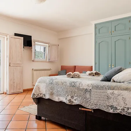 Entrecolinas 阿尔布费拉