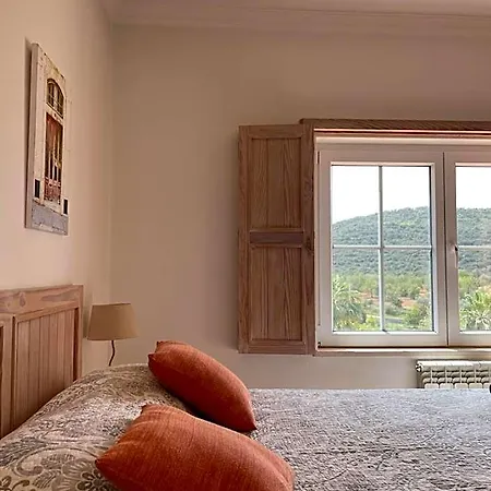 Entrecolinas Bed & Breakfast
